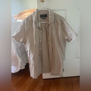 Abercrombie Men’s Linen Blend Button Down Shirt